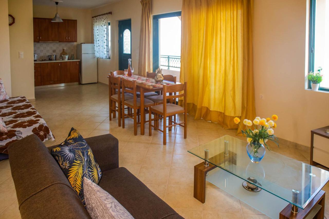 Betsis Apartments Kypseli Екстериор снимка